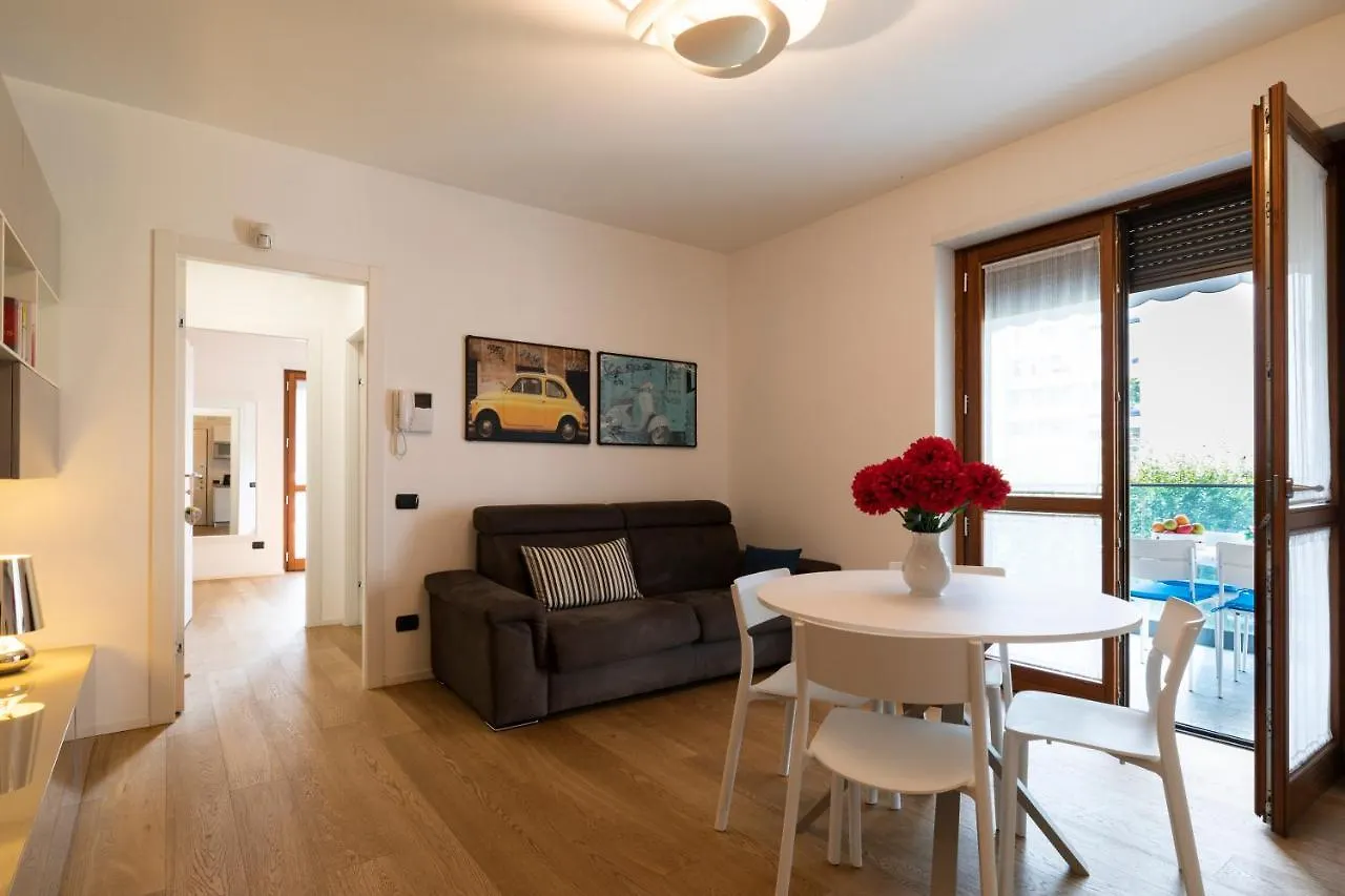 Navigli Stylish Home Milan Italy