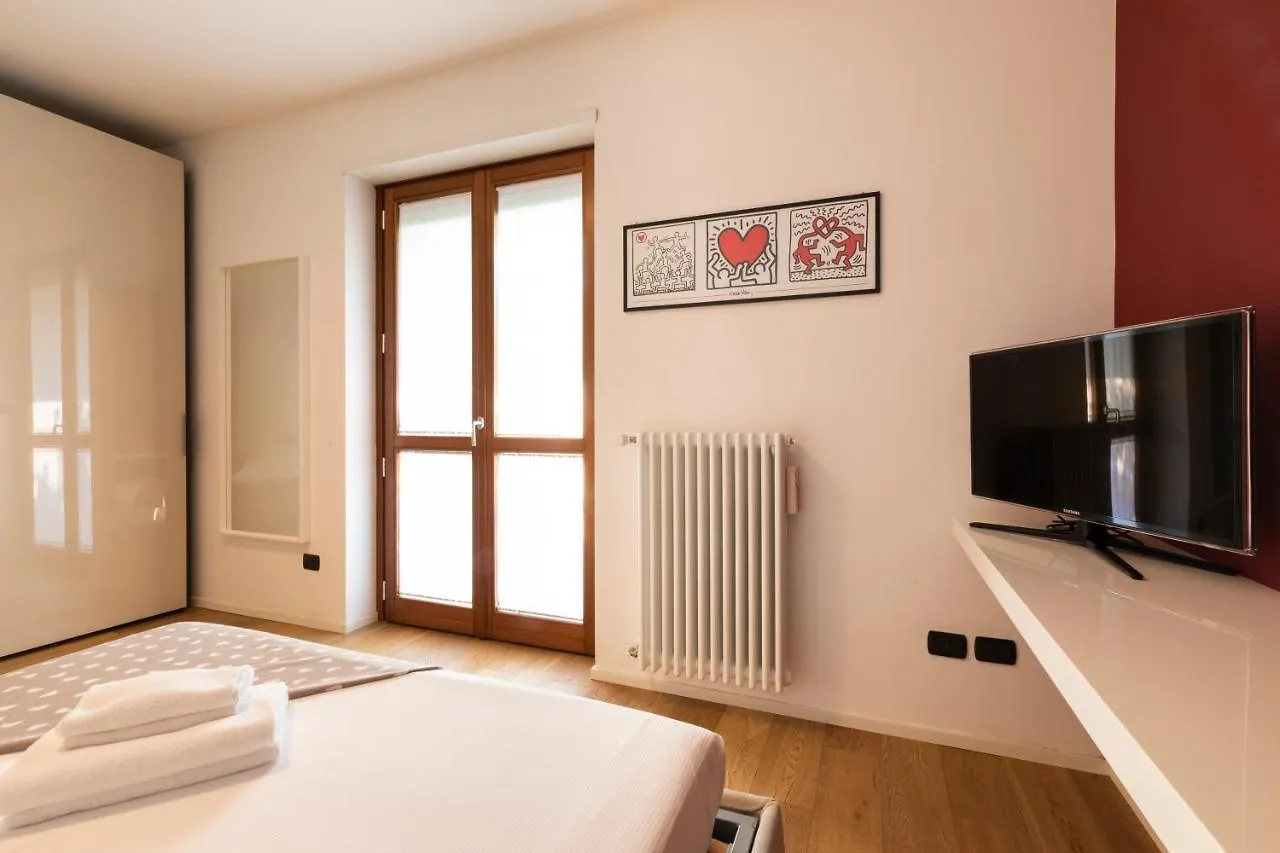 Navigli Stylish Home Milan Apartment