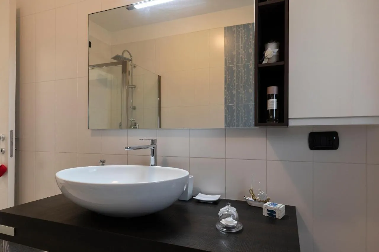 Navigli Stylish Home Milan Apartment