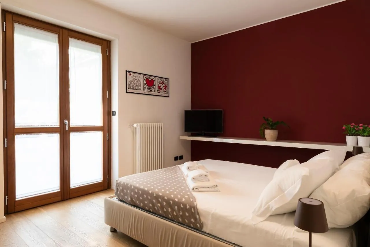 Apartment Navigli Stylish Home Milan Italy