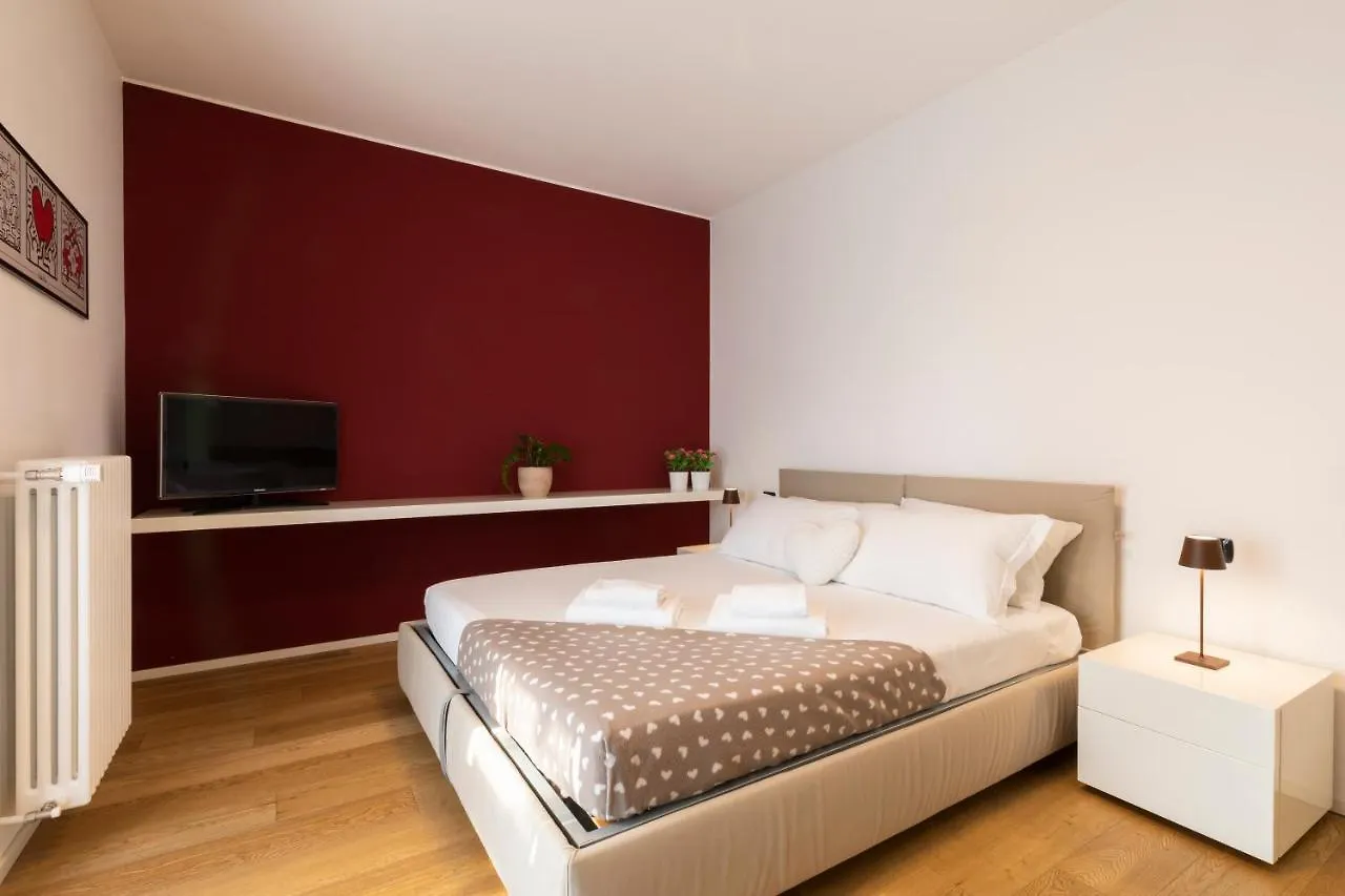 Navigli Stylish Home Milan Apartment